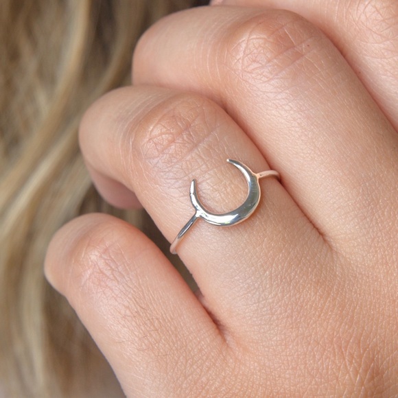 Jewelry - Sterling Silver Crescent Moon Ring / Lucky Horn